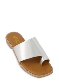 Toe Loop Flat Sandals