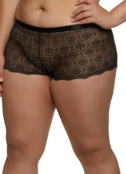 Plus Size Caged V Back Patterned Lace Boyshort Panty