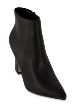 Pointed Toe Side Zip Booties