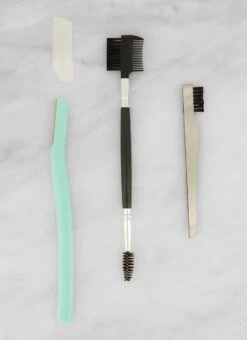 Eyebrow Shaping Kit