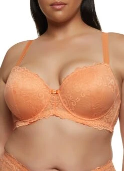 Plus Size Solid Lace Scalloped Plunge Bra