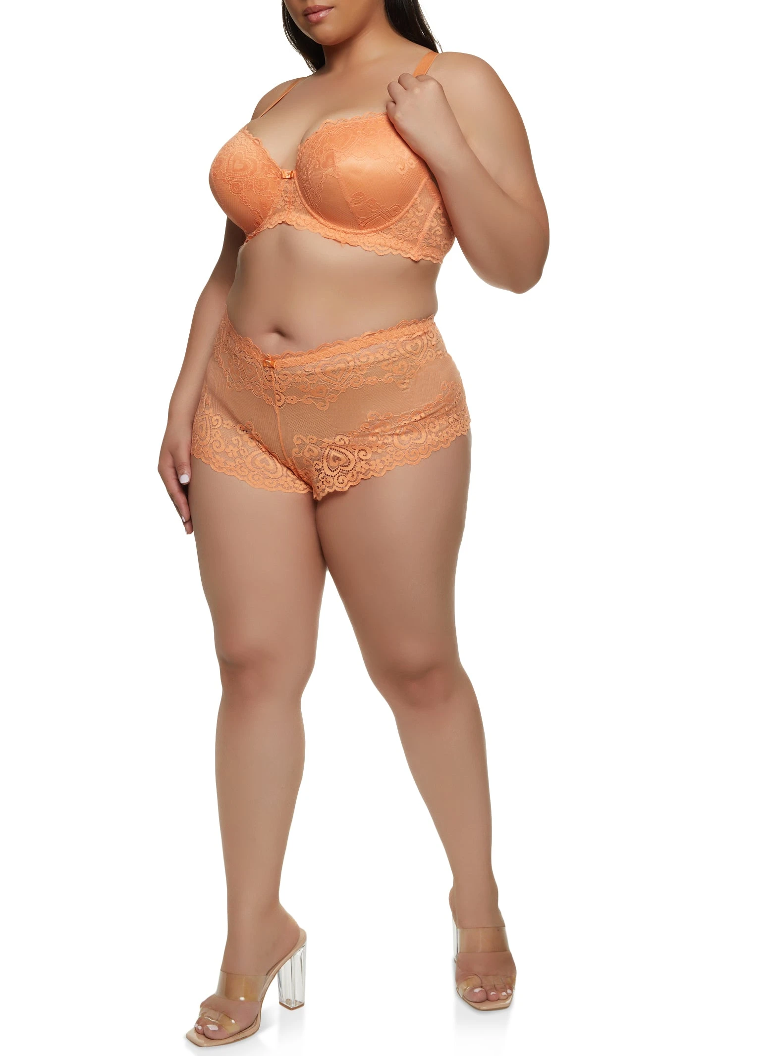 Plus Size Solid Lace Scalloped Plunge Bra - Image 2