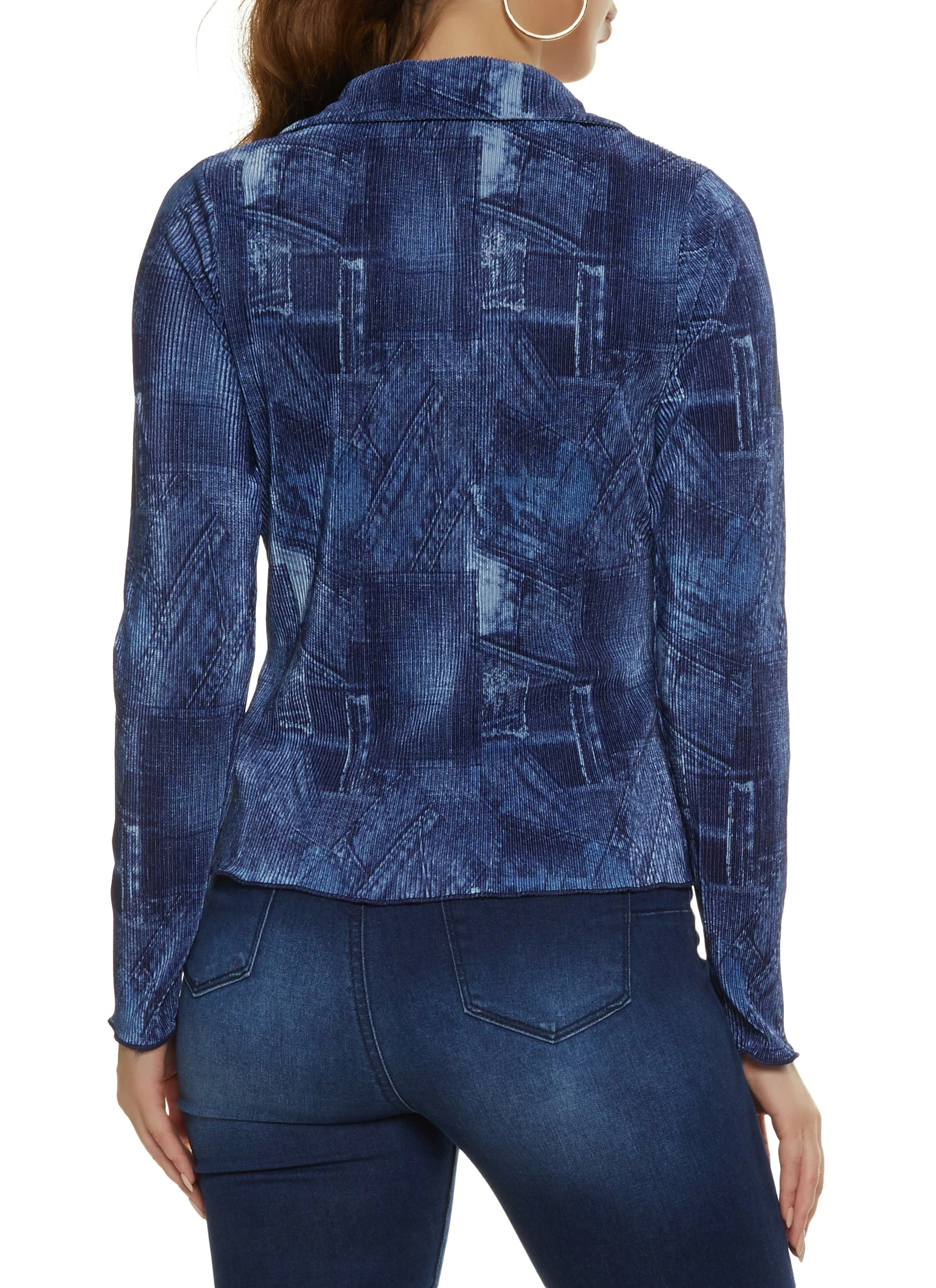 Patterned Pleated Button Down Shirt - Image 2