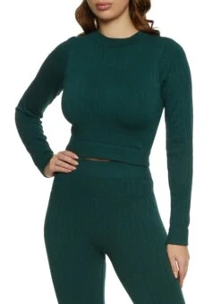 Seamless Cable Knit Cropped Sweater