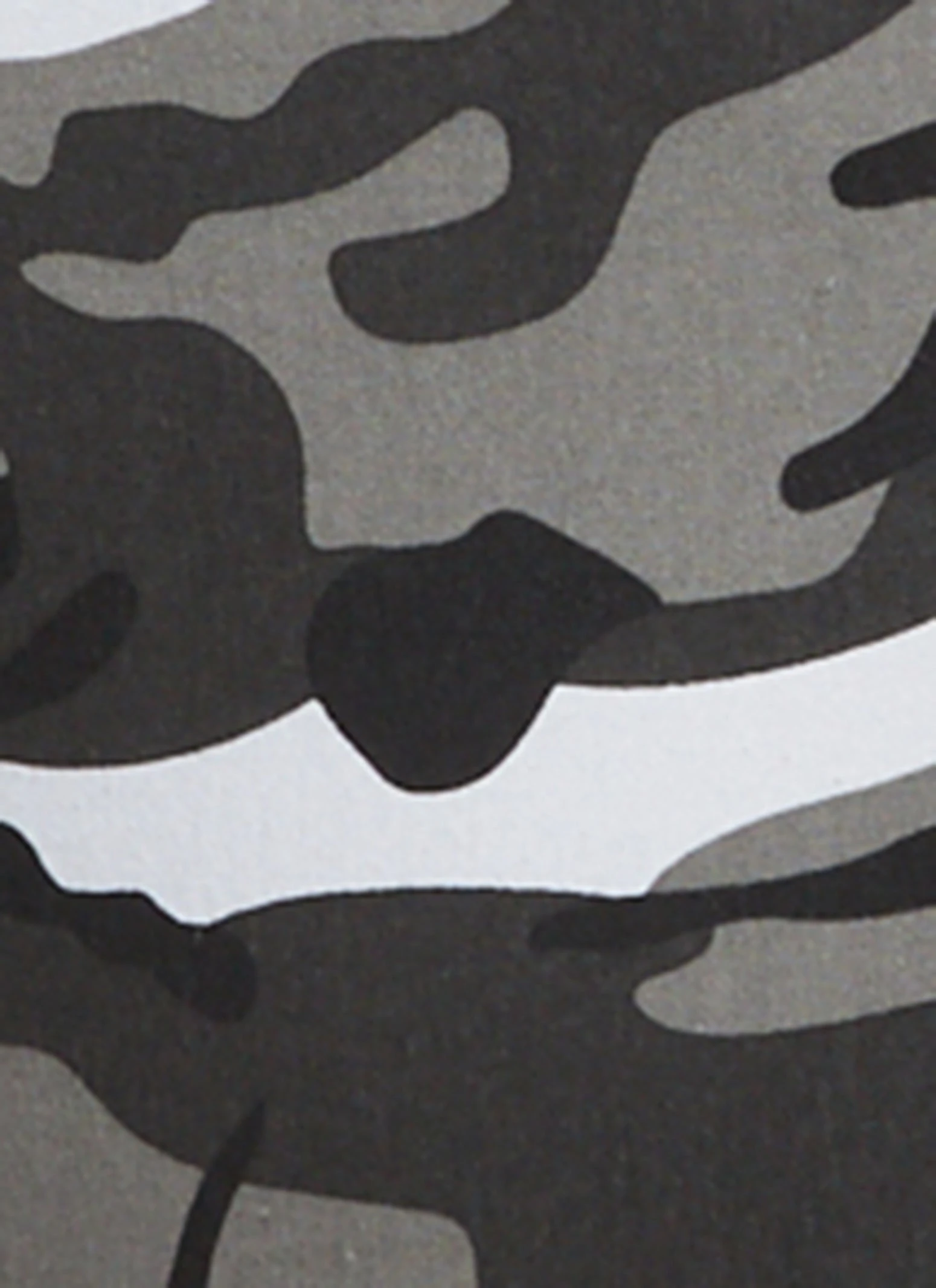 Plus Size Belted Camo Cargo Joggers - Image 4