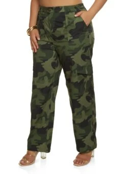Plus Size Camo Print Cargo Pants