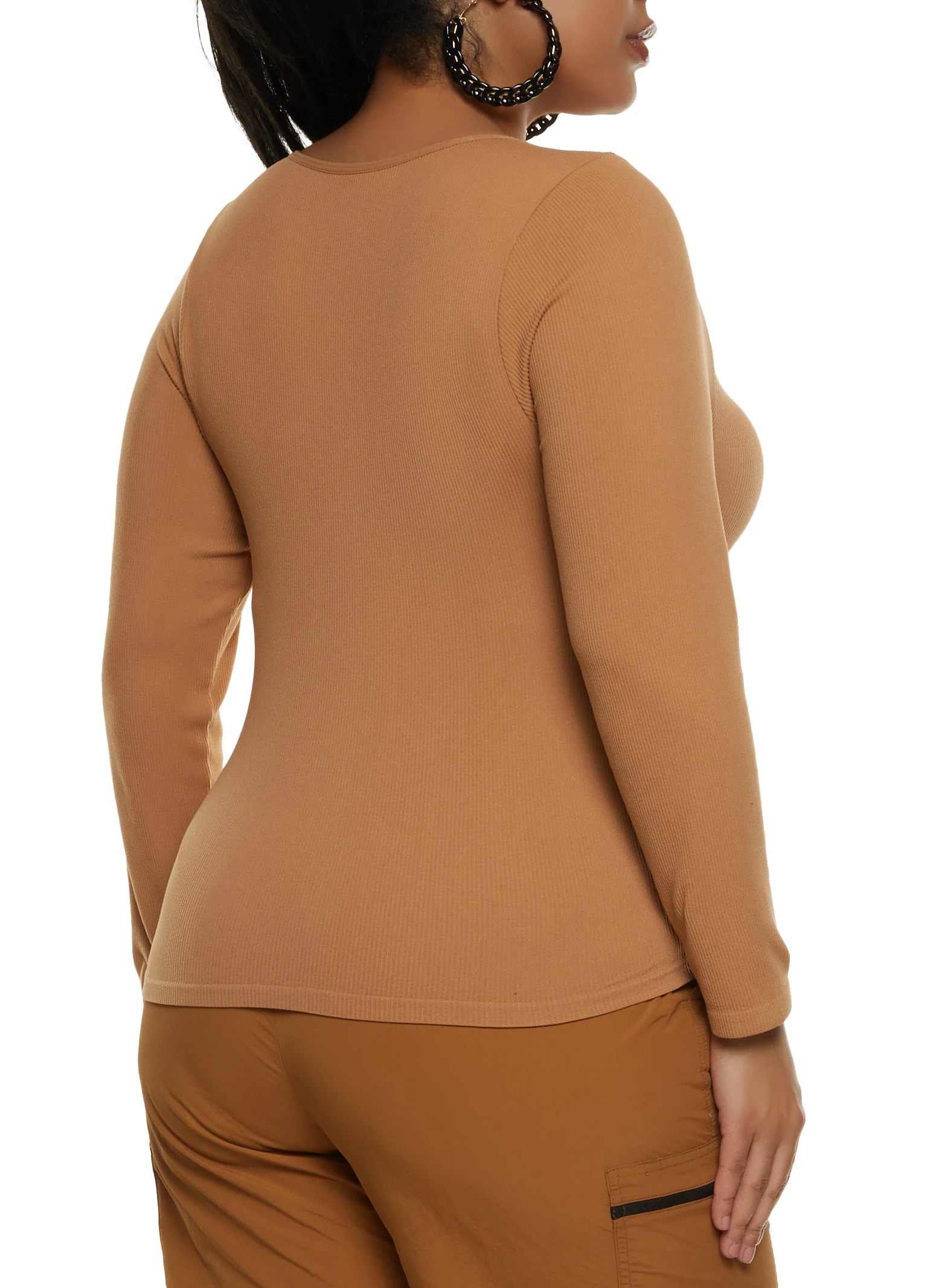 Plus Size Seamless Long Sleeve V Neck Tee - Image 2