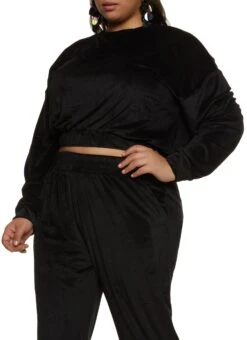 Plus Size Corduroy Velour Cropped Sweatshirt