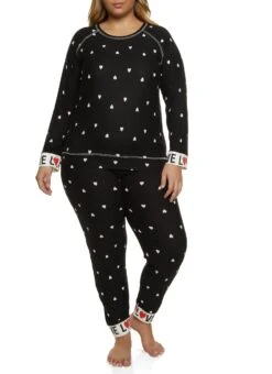 Plus Size Heart Print Graphic Cuff Pajama Top And Pants
