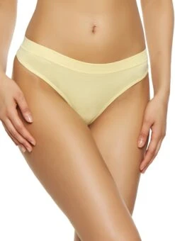 Basic Seamless Thong Panty